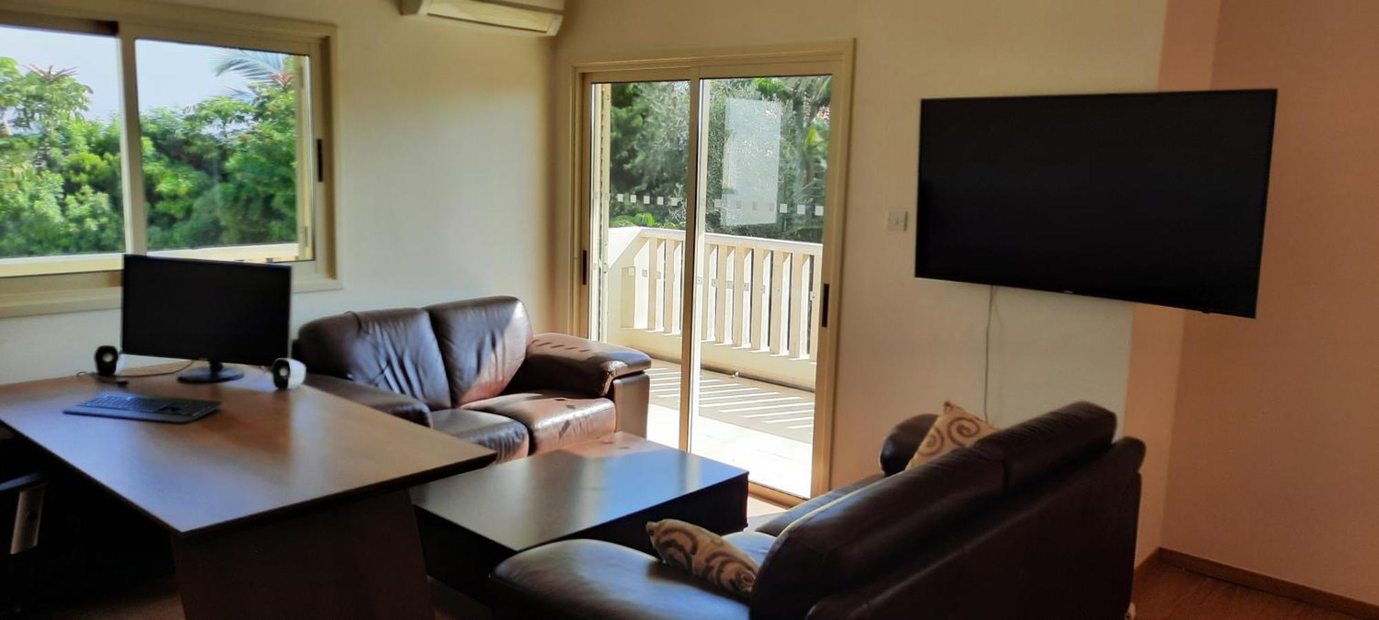 Villa Larnaca Bay Resort 沃罗里尼 外观 照片