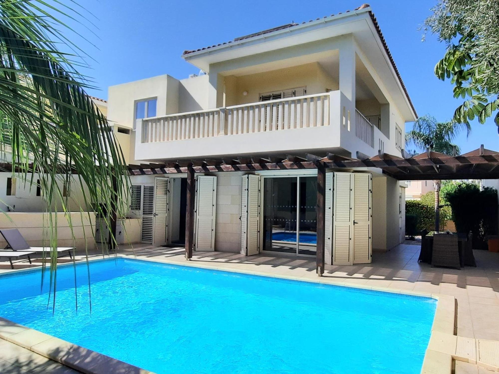 Villa Larnaca Bay Resort 沃罗里尼 外观 照片